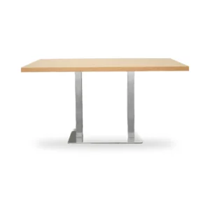 Mesa de jantar de tauari maciço